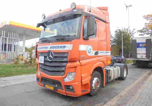 Mercedes-Benz Actros 1842 APK 06-2026 - Тягач: фото 1 Mercedes-Benz Actros 1842 APK 06-2026 - Тягач: фото 1