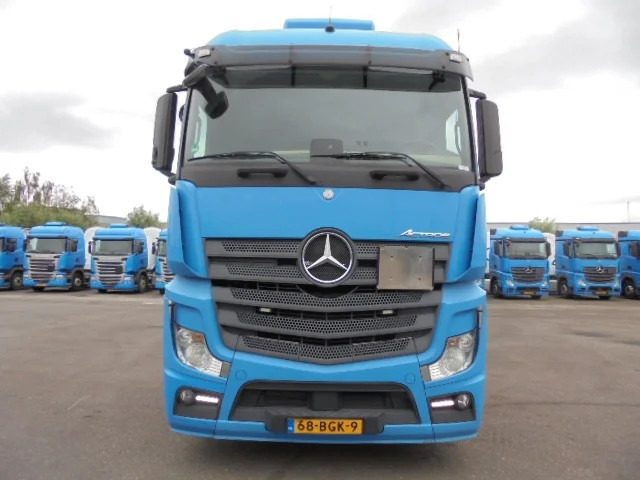 Mercedes-Benz Actros 1842 LS EUR6 10X - Тягач: фото 5 Mercedes-Benz Actros 1842 LS EUR6 10X - Тягач: фото 5