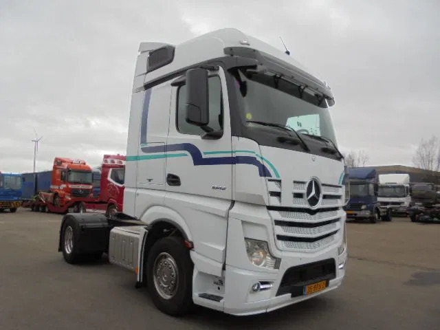 Mercedes-Benz Actros 1842 LS EUR6 - Тягач: фото 3 Mercedes-Benz Actros 1842 LS EUR6 - Тягач: фото 3