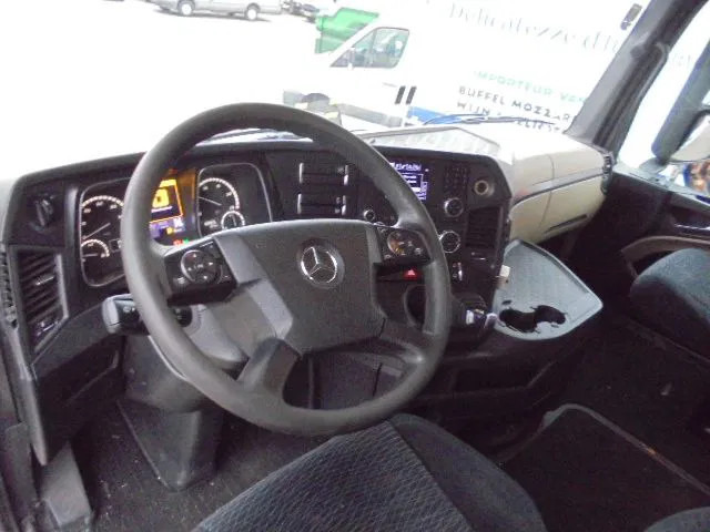 Тягач Mercedes-Benz Actros 1842 LS EUR6: фото 9