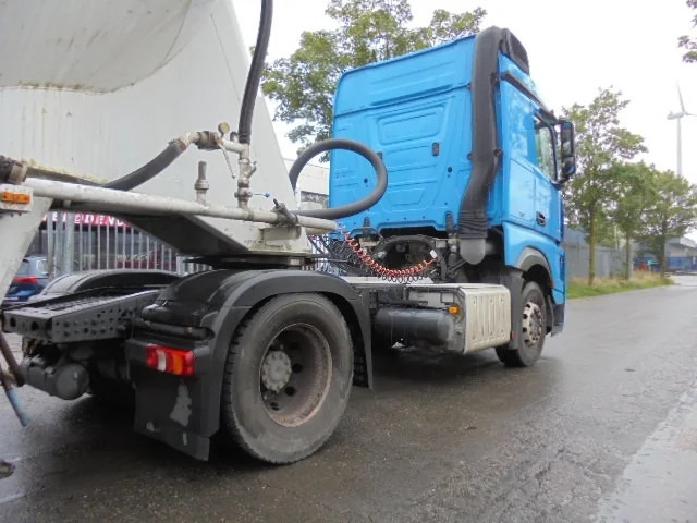 Mercedes-Benz Actros 1842 LS EUR6 - Тягач: фото 4 Mercedes-Benz Actros 1842 LS EUR6 - Тягач: фото 4