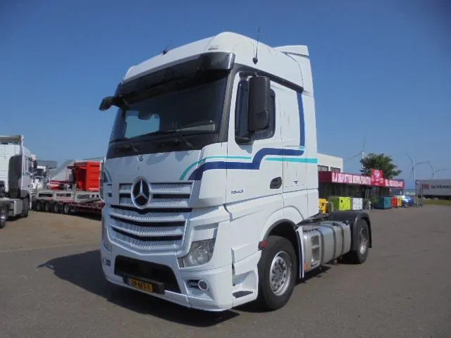 Mercedes-Benz Actros 1843 - Тягач: фото 1 Mercedes-Benz Actros 1843 - Тягач: фото 1