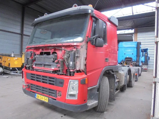 Volvo FM 380 ENGINE NOT OK ONLY PARTS NL TRUCK - Тягач: фото 1 Volvo FM 380 ENGINE NOT OK ONLY PARTS NL TRUCK - Тягач: фото 1