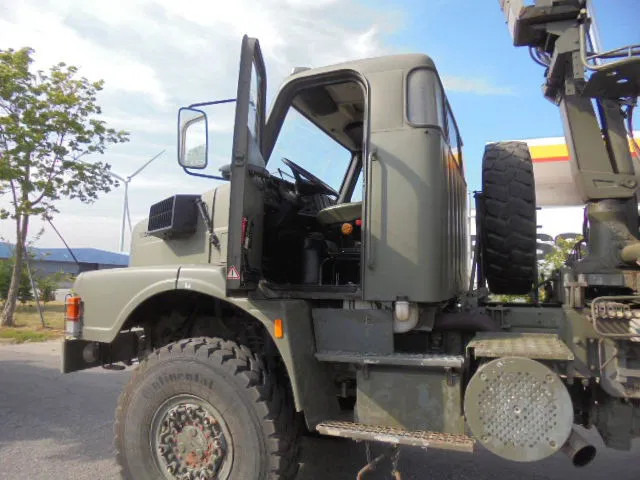 Автоманипулятор Volvo N 10 6X6 L + FASSI: фото 8