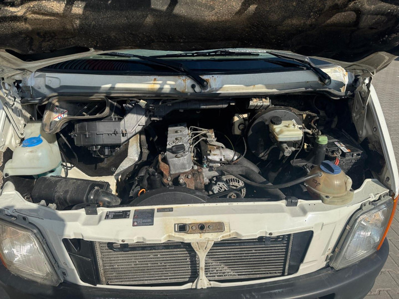 Малотоннажный бортовой грузовик Volkswagen LT 28: фото 12