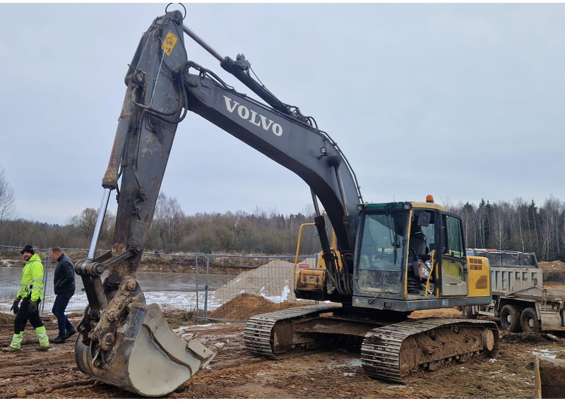 Volvo EC 210 CL - Гусеничный экскаватор: фото 3 Volvo EC 210 CL - Гусеничный экскаватор: фото 3