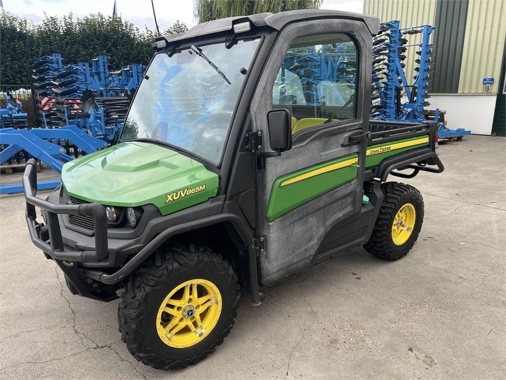 John Deere Gator XUV865M 4x4 - Квадроцикл: фото 2 John Deere Gator XUV865M 4x4 - Квадроцикл: фото 2