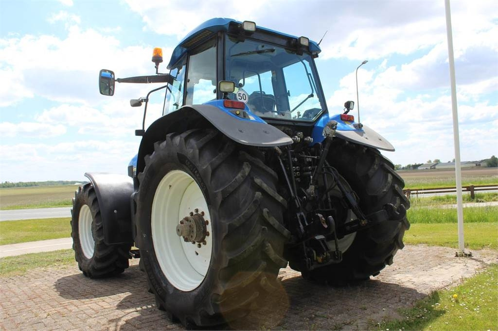 New Holland TM175 - Трактор: фото 3 New Holland TM175 - Трактор: фото 3
