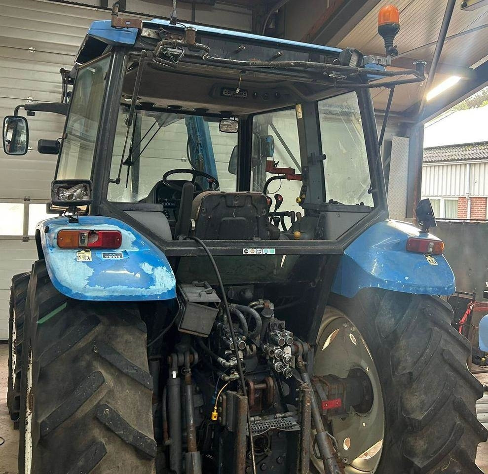 New Holland TS 90 - Трактор: фото 4 New Holland TS 90 - Трактор: фото 4