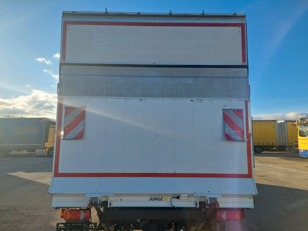 MAN TGL 12.250 BL 4x2 Edscha L 7,28 m - Тентованный грузовик: фото 5 MAN TGL 12.250 BL 4x2 Edscha L 7,28 m - Тентованный грузовик: фото 5