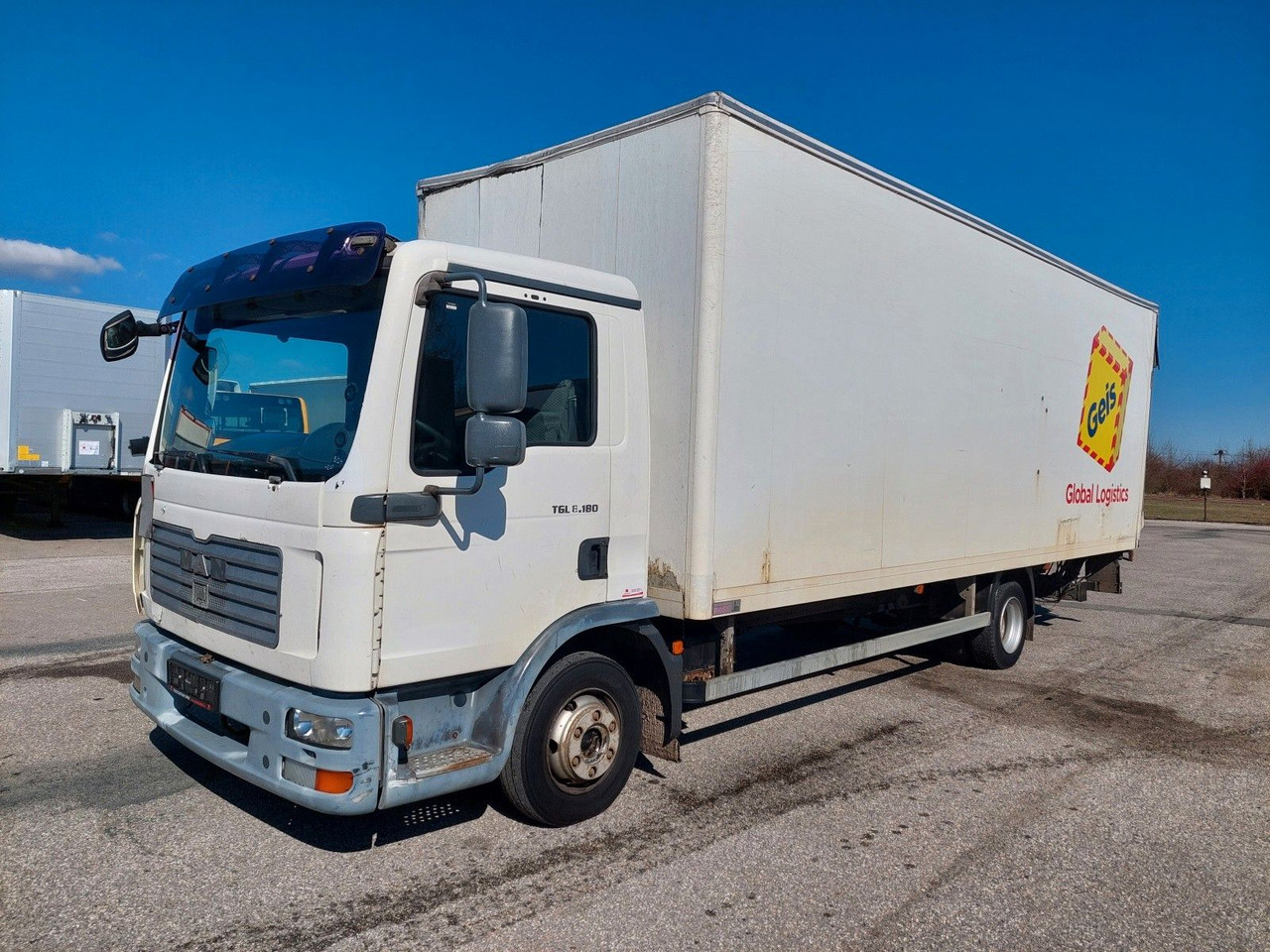 MAN TGL 7.180 4X2 BL - Фургон с закрытым кузовом: фото 1 MAN TGL 7.180 4X2 BL - Фургон с закрытым кузовом: фото 1