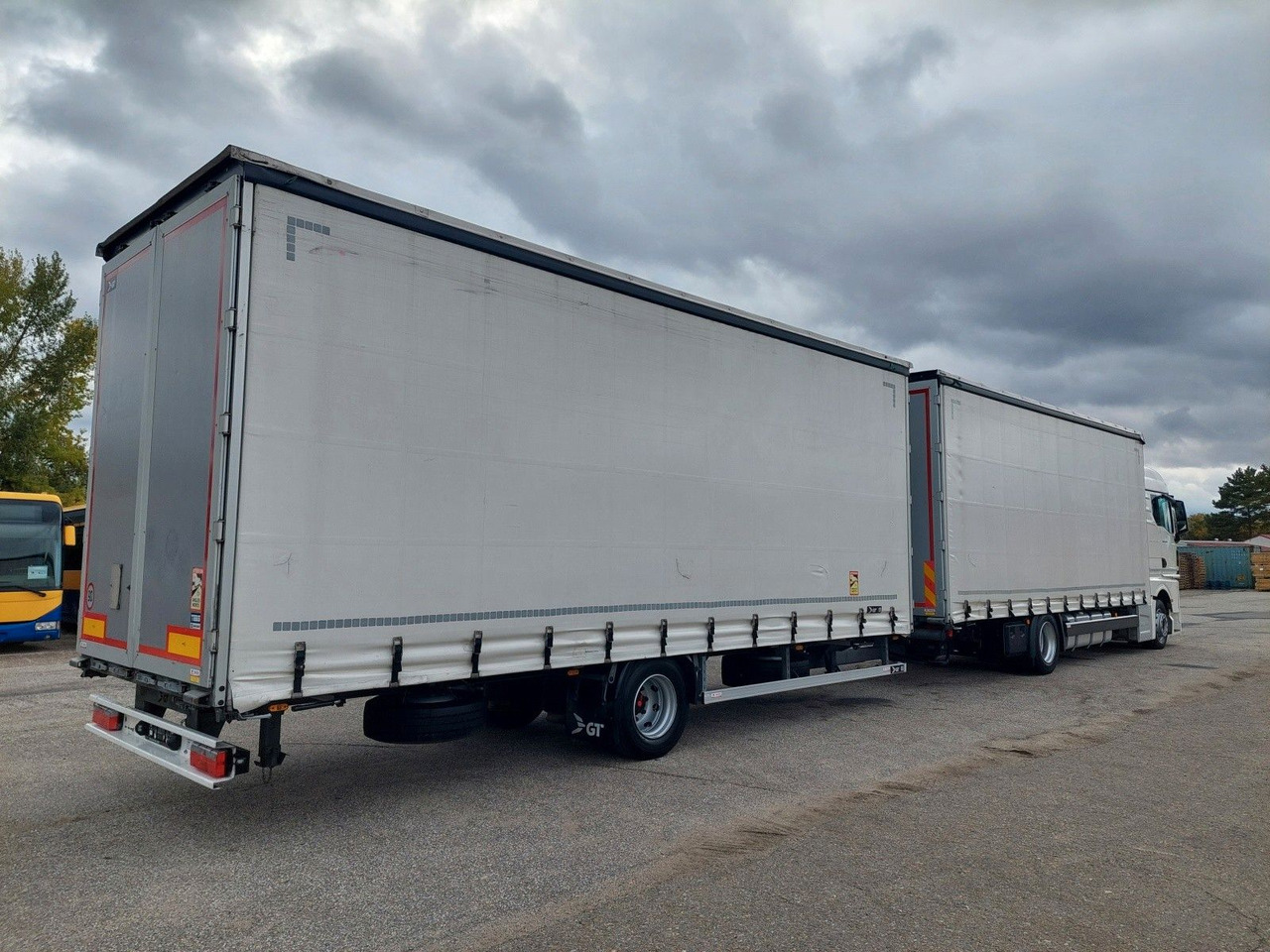 MAN TGX 18.470 LL + Gniotpol G-4080 120 m3 Durchbar - Тентованный грузовик: фото 4 MAN TGX 18.470 LL + Gniotpol G-4080 120 m3 Durchbar - Тентованный грузовик: фото 4