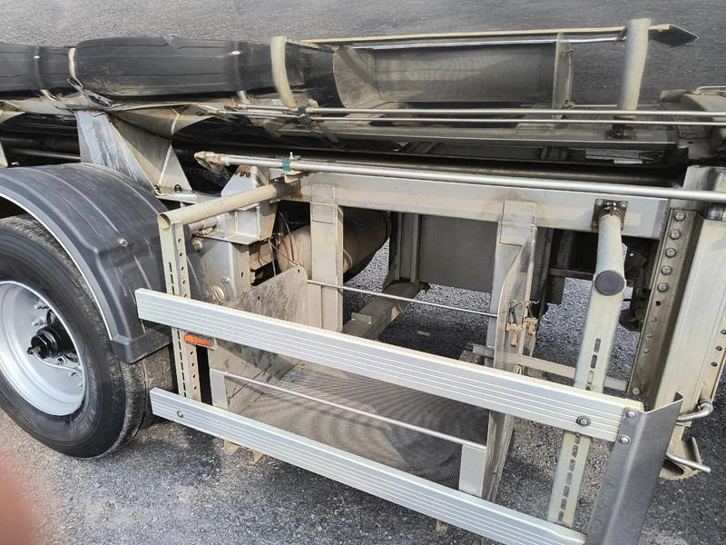 Полуприцеп-цистерна Для транспортировки молока ETA 29000L INSULATED INOX TANK - 1 COMP - PUMP: фото 14 Полуприцеп-цистерна Для транспортировки молока ETA 29000L INSULATED INOX TANK - 1 COMP - PUMP: фото 14