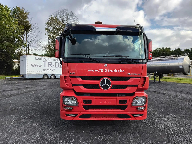 Mercedes-Benz Actros 3360 V8 - CHASSIS (NO CRANE) - 6X4 - Грузовик-шасси: фото 2 Mercedes-Benz Actros 3360 V8 - CHASSIS (NO CRANE) - 6X4 - Грузовик-шасси: фото 2