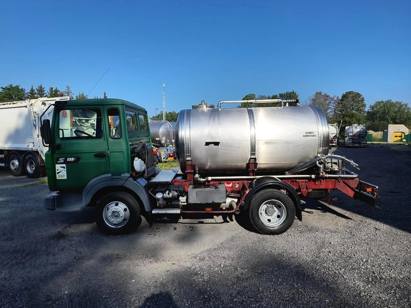 Грузовик-цистерна Для транспортировки молока Renault Midliner S135 - ONLY 54 400KM - SMALL TANK 3680L INSULATED INOX: фото 8