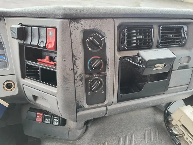 Грузовик-цистерна Для транспортировки топлива Renault Premium 270 13500L FUEL / CARBURANT TRUCK - 5 COMP - LEAF / LAMES: фото 10