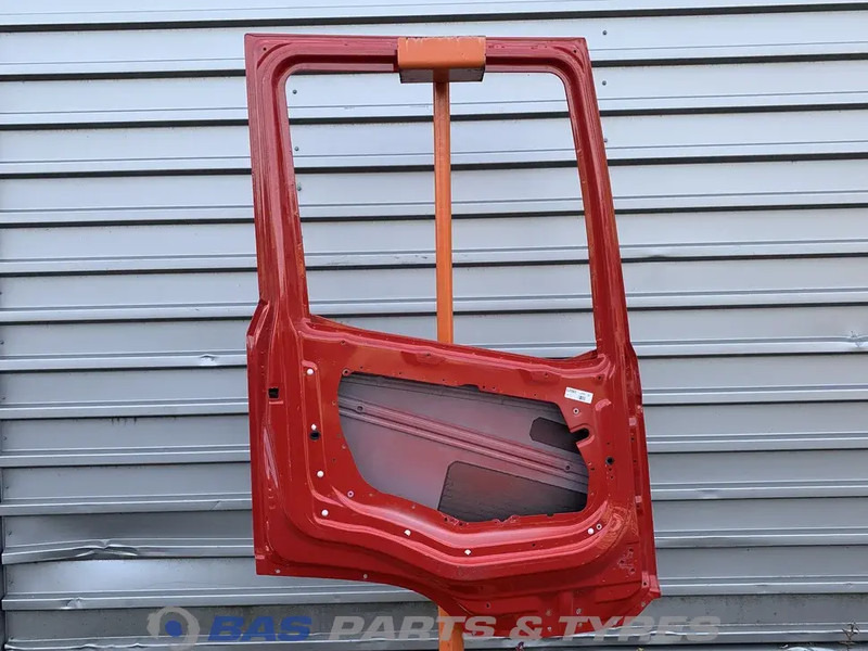 DAF XG - Дверь и запчасти для Грузовиков: фото 2 DAF XG - Дверь и запчасти для Грузовиков: фото 2