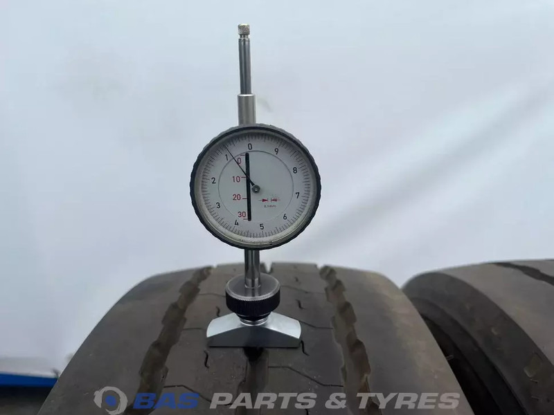 Goodyear Goodyear 245/70R17.5 KMAX T G2 143/146 J M+S 3PMSF gebruikte set - Шина для Грузовиков: фото 3 Goodyear Goodyear 245/70R17.5 KMAX T G2 143/146 J M+S 3PMSF gebruikte set - Шина для Грузовиков: фото 3