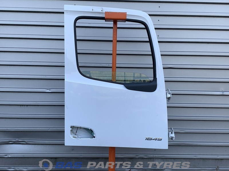 Mercedes-Benz Actros MP4 Portier Rechts Mercedes A 960 720 24 03 - Дверь и запчасти для Грузовиков: фото 1 Mercedes-Benz Actros MP4 Portier Rechts Mercedes A 960 720 24 03 - Дверь и запчасти для Грузовиков: фото 1