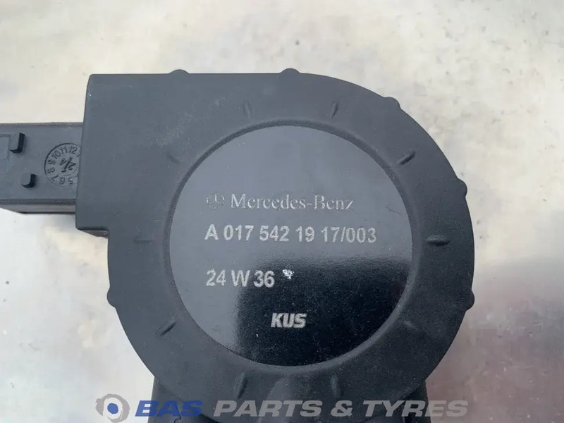 Mercedes-Benz Brandstoftank Mercedes 290 Liter A 960 470 00 04 - Топливный бак для Грузовиков: фото 5 Mercedes-Benz Brandstoftank Mercedes 290 Liter A 960 470 00 04 - Топливный бак для Грузовиков: фото 5