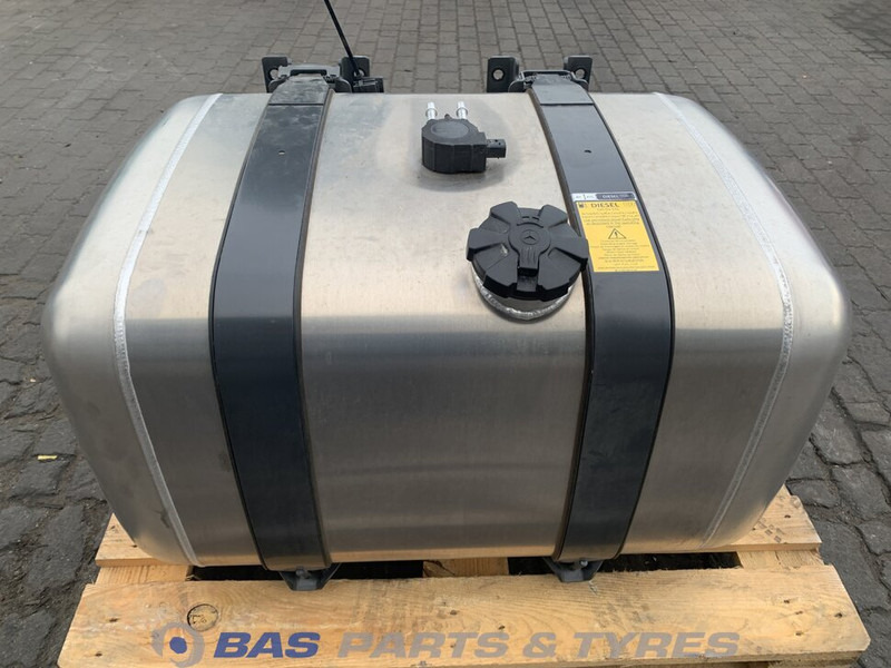 Mercedes-Benz Brandstoftank Mercedes 290 Liter A 960 470 00 04 - Топливный бак для Грузовиков: фото 1 Mercedes-Benz Brandstoftank Mercedes 290 Liter A 960 470 00 04 - Топливный бак для Грузовиков: фото 1