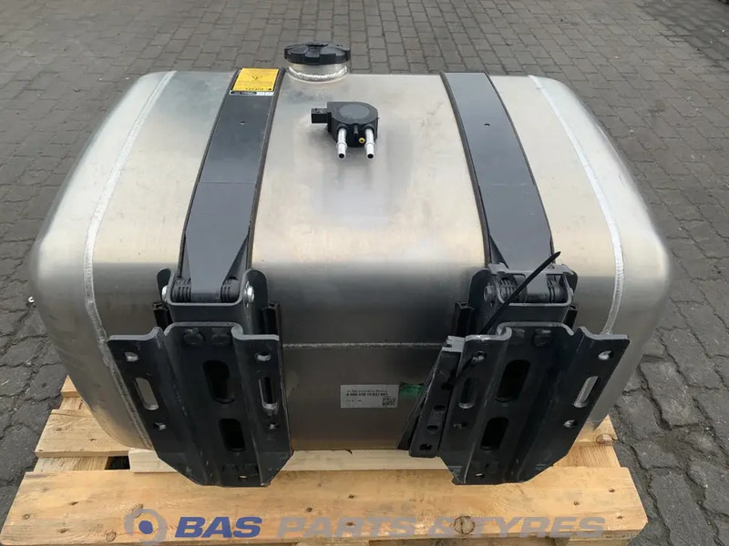 Mercedes-Benz Brandstoftank Mercedes 290 Liter A 960 470 00 04 - Топливный бак для Грузовиков: фото 3 Mercedes-Benz Brandstoftank Mercedes 290 Liter A 960 470 00 04 - Топливный бак для Грузовиков: фото 3