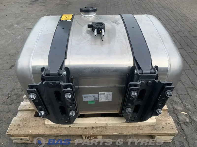 Mercedes-Benz Brandstoftank Mercedes 290 Liter A 960 470 00 04 - Топливный бак для Грузовиков: фото 3 Mercedes-Benz Brandstoftank Mercedes 290 Liter A 960 470 00 04 - Топливный бак для Грузовиков: фото 3