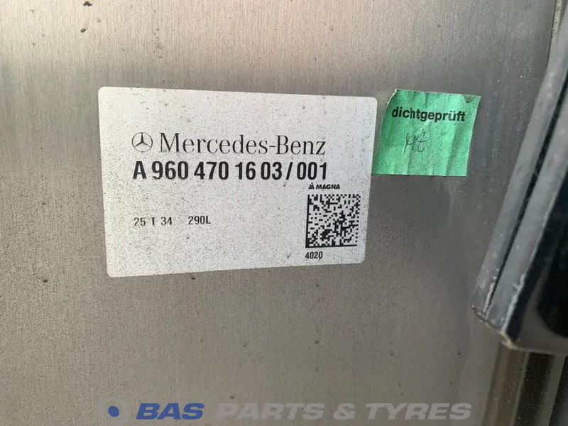 Топливный бак для Грузовиков Mercedes-Benz Brandstoftank Mercedes 290 Liter A 960 470 00 04: фото 6