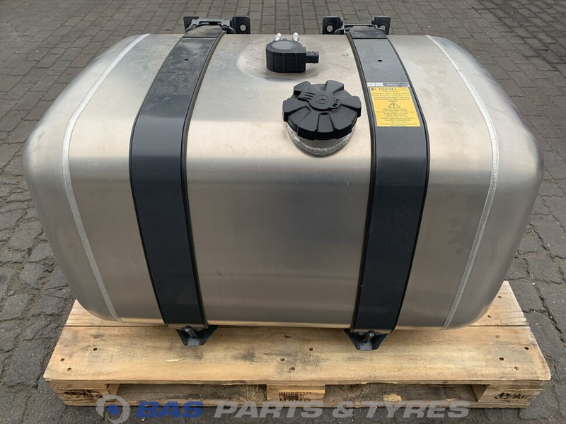 Mercedes-Benz Brandstoftank Mercedes 290 Liter A 960 470 00 04 - Топливный бак для Грузовиков: фото 1 Mercedes-Benz Brandstoftank Mercedes 290 Liter A 960 470 00 04 - Топливный бак для Грузовиков: фото 1