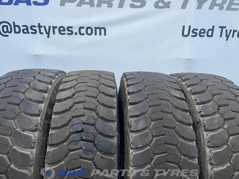 Michelin Remix Michelin Remix 315/80R22.5 X Works D 156/150 K M+S 3PMSF gebruikte set - Шина для Грузовиков: фото 2 Michelin Remix Michelin Remix 315/80R22.5 X Works D 156/150 K M+S 3PMSF gebruikte set - Шина для Грузовиков: фото 2