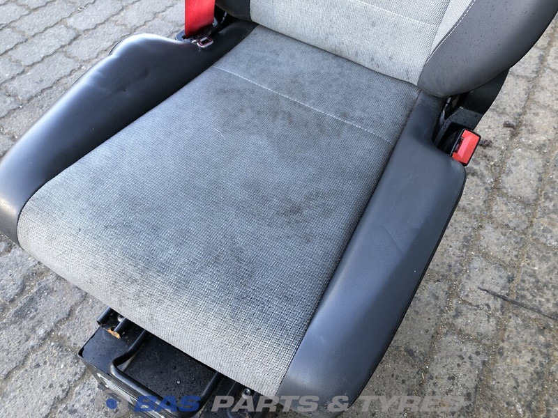 Renault T-Serie Bijrijdersstoel Renault 7482269090 - Сиденье для Грузовиков: фото 5 Renault T-Serie Bijrijdersstoel Renault 7482269090 - Сиденье для Грузовиков: фото 5