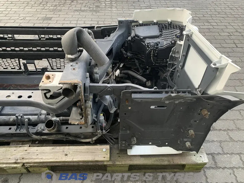 Scania R-Serie Bumper Scania 3082333 - Бампер для Грузовиков: фото 5 Scania R-Serie Bumper Scania 3082333 - Бампер для Грузовиков: фото 5