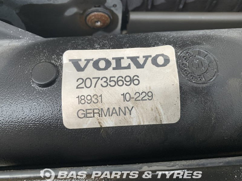 Volvo FM3 - Радиатор для Грузовиков: фото 3 Volvo FM3 - Радиатор для Грузовиков: фото 3
