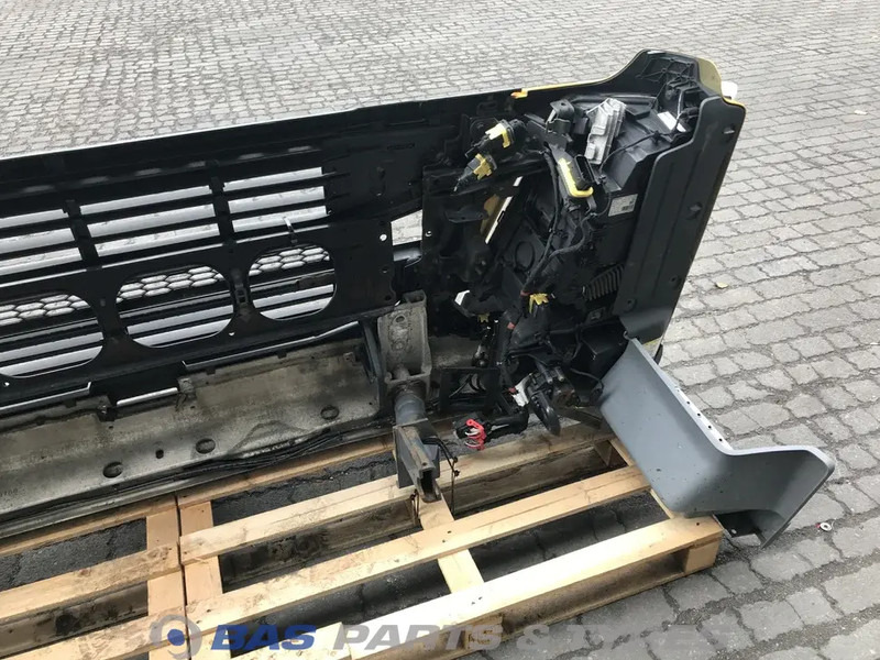 Volvo FM4 Bumper Volvo 21963534 - Бампер для Грузовиков: фото 5 Volvo FM4 Bumper Volvo 21963534 - Бампер для Грузовиков: фото 5