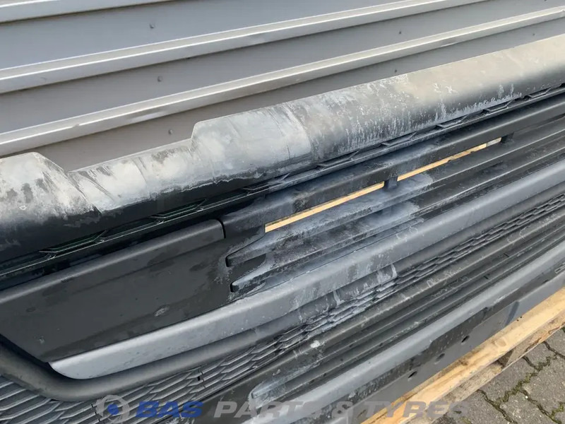 Volvo FM4 Bumper Volvo 78670305 - Бампер для Грузовиков: фото 4 Volvo FM4 Bumper Volvo 78670305 - Бампер для Грузовиков: фото 4