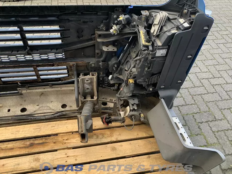 Бампер для Грузовиков Volvo FM4 Bumper Volvo 78670305: фото 6 Бампер для Грузовиков Volvo FM4 Bumper Volvo 78670305: фото 6