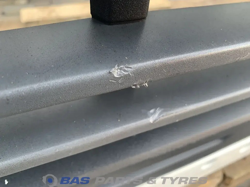 Volvo FM5 Bumper Volvo 21316576 - Бампер для Грузовиков: фото 4 Volvo FM5 Bumper Volvo 21316576 - Бампер для Грузовиков: фото 4