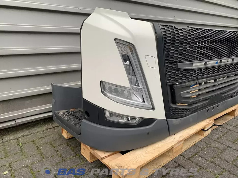 Volvo FM5 Bumper Volvo 84274554 - Бампер для Грузовиков: фото 3 Volvo FM5 Bumper Volvo 84274554 - Бампер для Грузовиков: фото 3