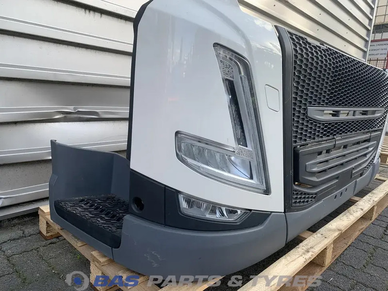 Volvo FM5 Bumper Volvo 84407376 - Бампер для Грузовиков: фото 3 Volvo FM5 Bumper Volvo 84407376 - Бампер для Грузовиков: фото 3