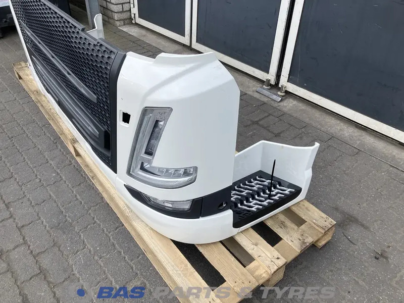 Volvo FM5 - Бампер для Грузовиков: фото 2 Volvo FM5 - Бампер для Грузовиков: фото 2