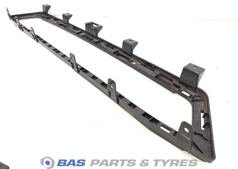 Volvo Grille Volvo 84459359 - Решётка радиатора для Грузовиков: фото 2 Volvo Grille Volvo 84459359 - Решётка радиатора для Грузовиков: фото 2