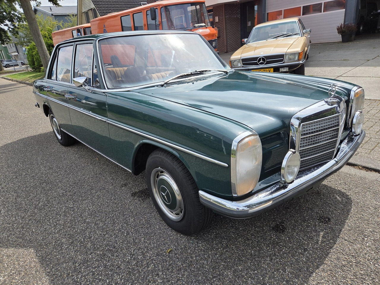Mercedes-Benz 220 (W115) auto - Другая техника: фото 3 Mercedes-Benz 220 (W115) auto - Другая техника: фото 3