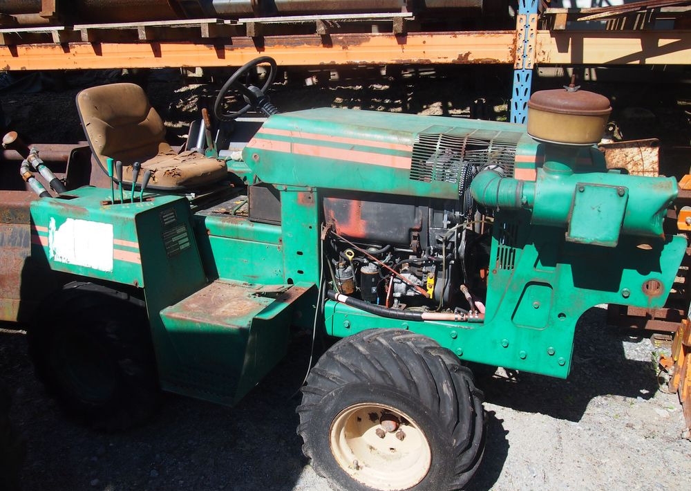 Ciągnik DITCH WITCH 3500DD 1991 DITCH WITCH 3500 DD - Траншеекопатель: фото 1 Ciągnik DITCH WITCH 3500DD 1991 DITCH WITCH 3500 DD - Траншеекопатель: фото 1