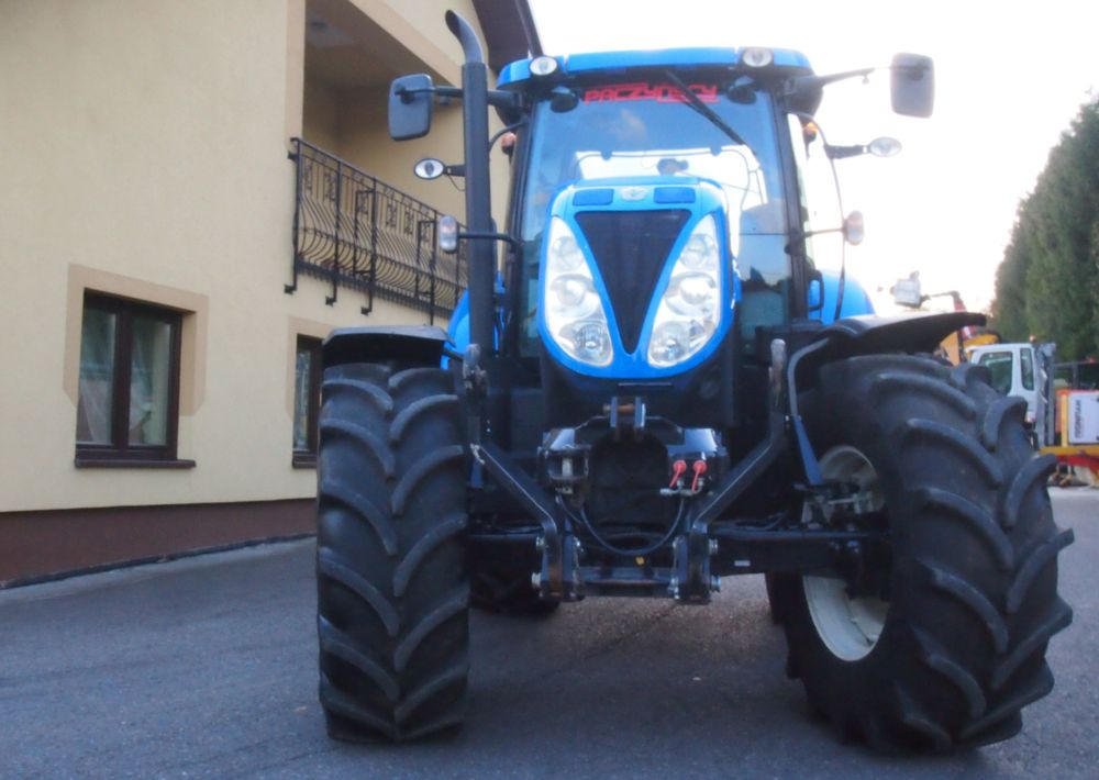 Ciągnik New Holland T7.185 2013 New Holland Autocommand i TUZ - Трактор: фото 3 Ciągnik New Holland T7.185 2013 New Holland Autocommand i TUZ - Трактор: фото 3