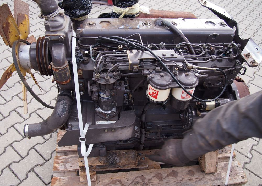 Części do Ciągnika Massey Ferguson MF 3000 Silnik 6 cylindrowy Perkins A6.354
Ciśnienie oleju na wolnych obrotach 4bary - Двигатель для Сельскохозяйственной техники: фото 2 Części do Ciągnika Massey Ferguson MF 3000 Silnik 6 cylindrowy Perkins A6.354
Ciśnienie oleju na wolnych obrotach 4bary - Двигатель для Сельскохозяйственной техники: фото 2
