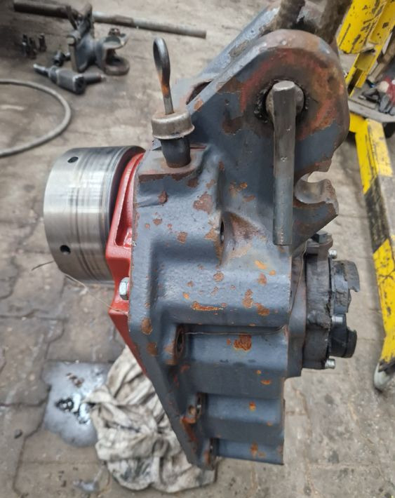 Części do Ciągnika New Holland NH TM, M Kompletna Obudowa WOM New Holland TM120,TM130,TM140,TM155,Case MXM 120, - Трансмиссия для Сельскохозяйственной техники: фото 3 Części do Ciągnika New Holland NH TM, M Kompletna Obudowa WOM New Holland TM120,TM130,TM140,TM155,Case MXM 120, - Трансмиссия для Сельскохозяйственной техники: фото 3