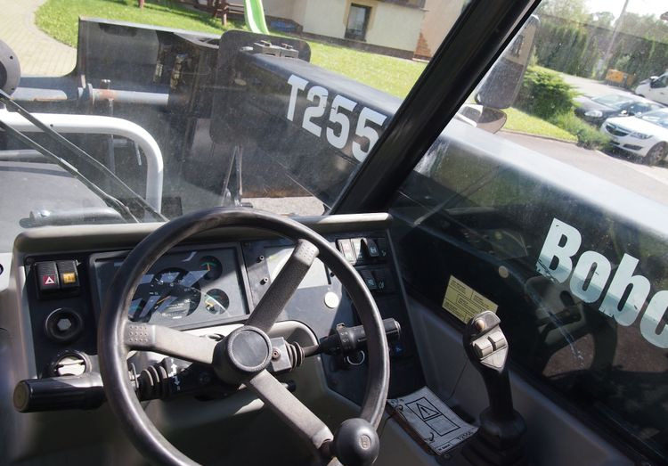 Телескопический погрузчик Ładowarka teleskopowa Bobcat T2556 2005 Ładowarka teleskopowa BOBCAT: фото 16