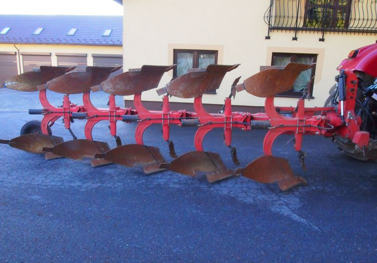 Pług obrotowy GREGOIRE-BESSON RY47 2000 Zabezpieczenie korpusów hydrauliczne - Плуг: фото 1 Pług obrotowy GREGOIRE-BESSON RY47 2000 Zabezpieczenie korpusów hydrauliczne - Плуг: фото 1