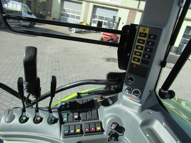 Трактор Claas Arion 620: фото 25