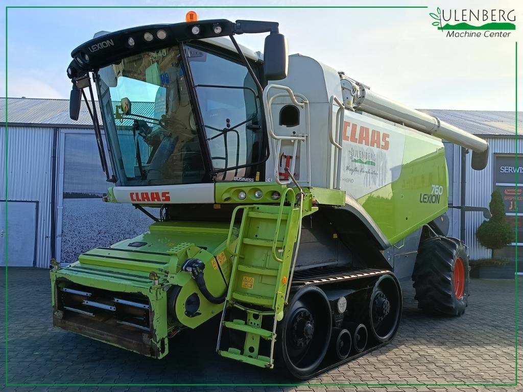 Claas LEXION 760TT + heder Vario 1200 - Зерноуборочный комбайн: фото 1 Claas LEXION 760TT + heder Vario 1200 - Зерноуборочный комбайн: фото 1